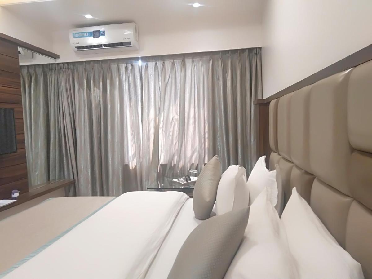 Hotel Shiv Sangram Ahmednagar Buitenkant foto